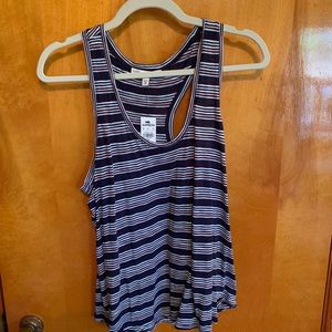 Express Tank. NWT.